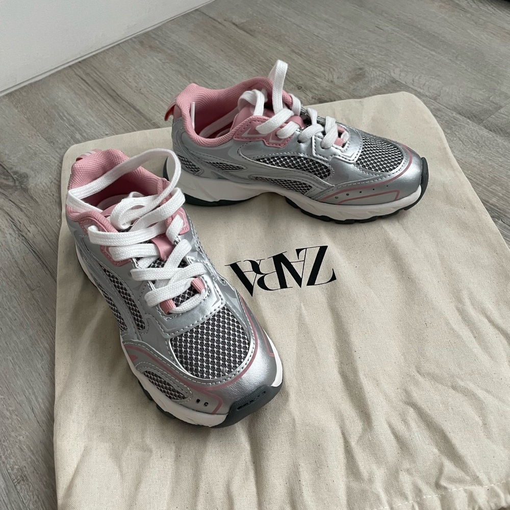 Zara Silver and Pink Sneakers - Picture 1 of 7